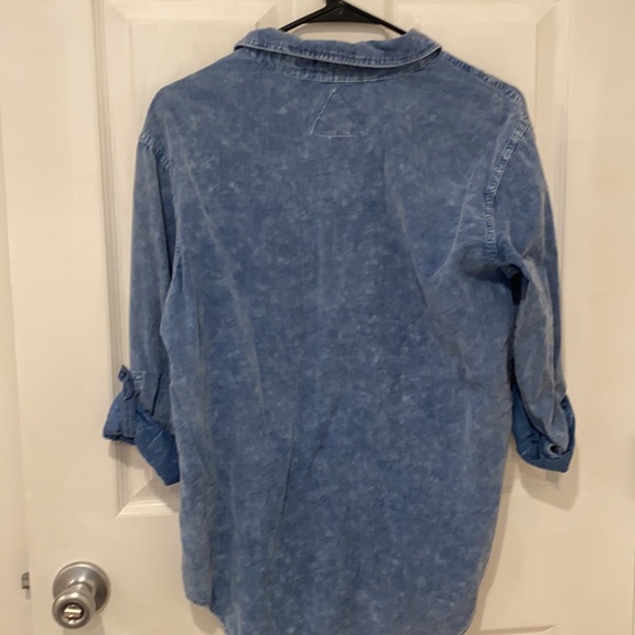 ACID WASH CORDUROY BUTTON UP✨ - Picture 5 of 6